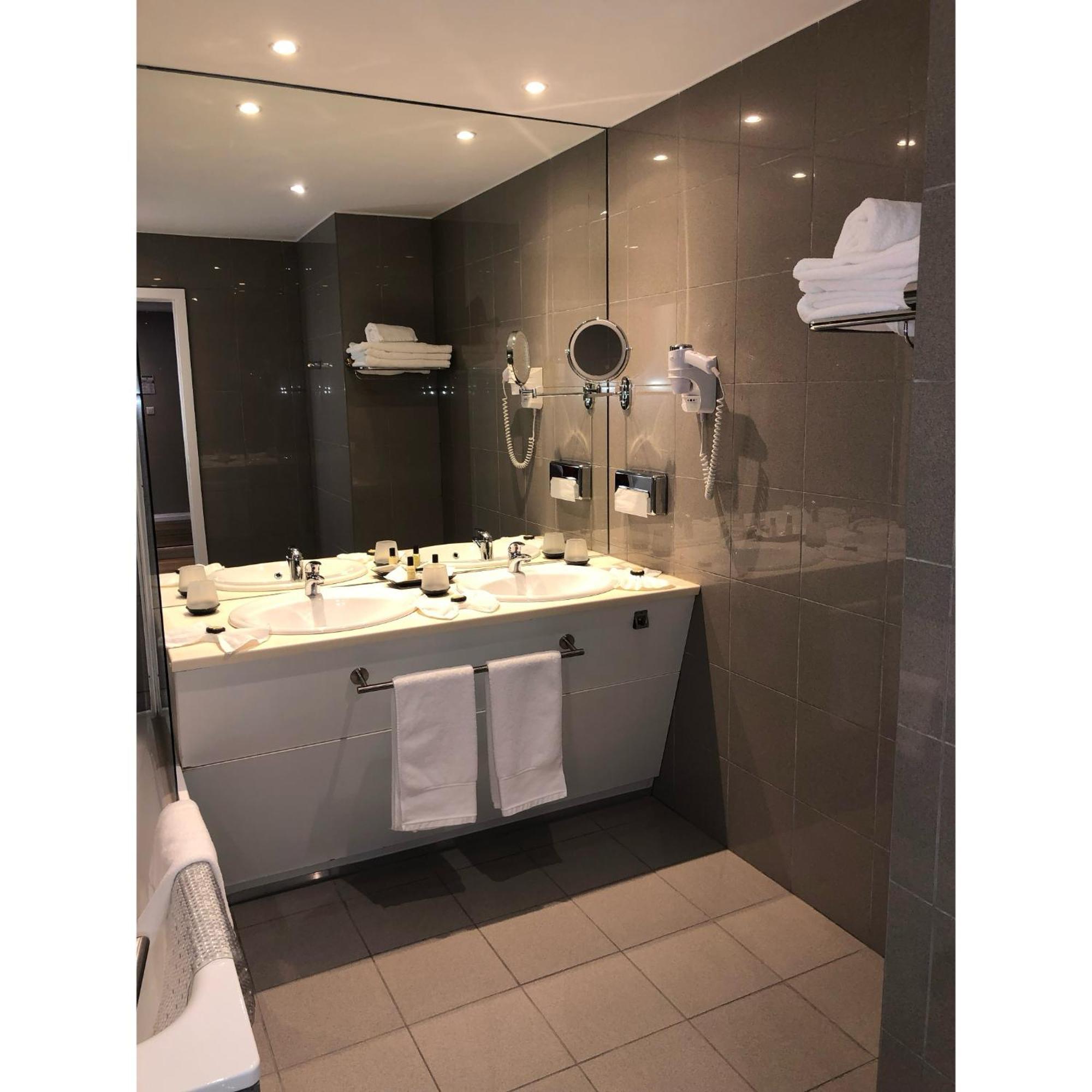 Grand Du Tonneau D'or 4*